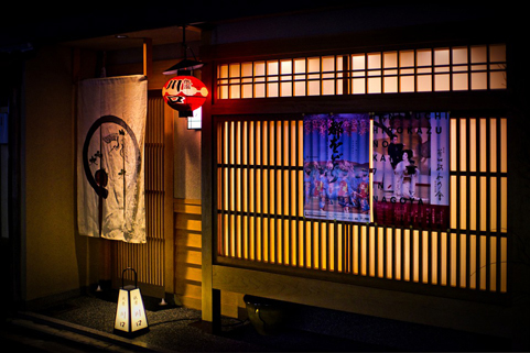 entrée d'une salle du restaurant
